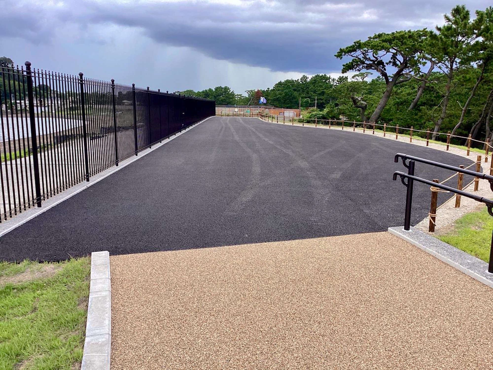 沼津御用邸記念公園展望地設置工事の施工写真2